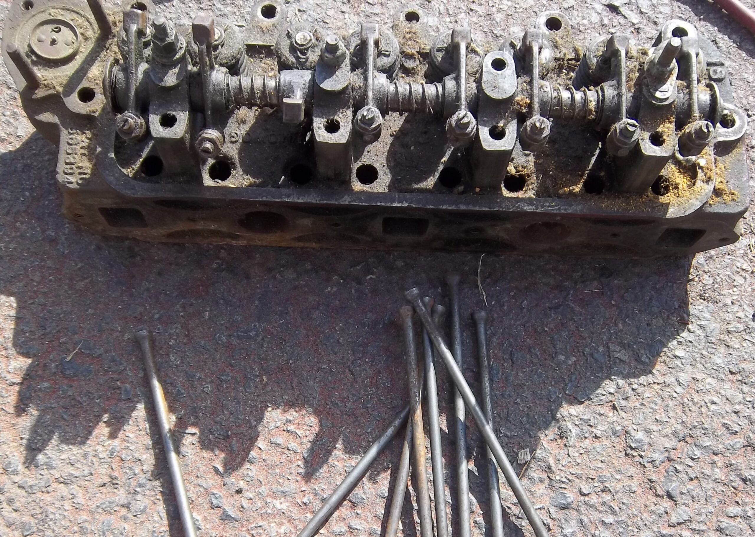 1955-1962 Original MGA Cylinder Head & Pushrods